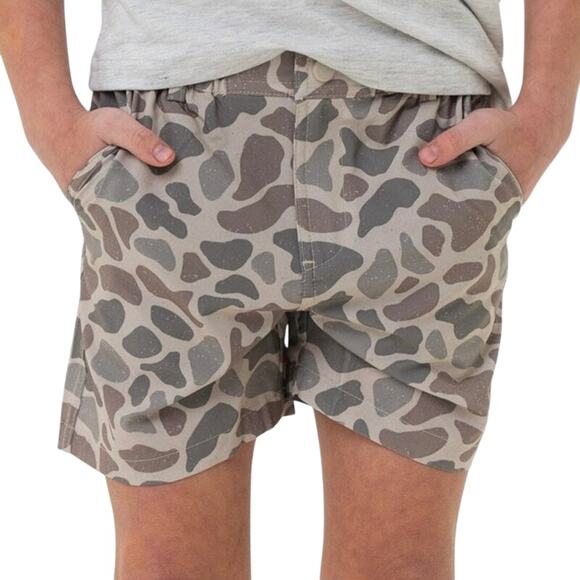Burlebo Boys Everyday Shorts in Classic Deer Camo Size Large 10-12 - Picture 1 of 13